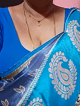 Snapshot of ananya956 chatting on 20, 4, 2026 ananya956 online show from 20, 4, 2026