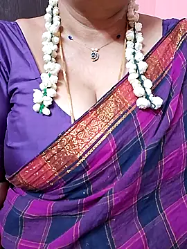 Snapshot of ananya956 chatting on 7, 5, 2026 ananya956 online show from 7, 5, 2026