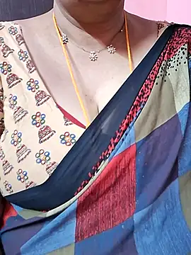 Snapshot of ananya956 chatting on 18, 6, 2026 ananya956 online show from 18, 6, 2026