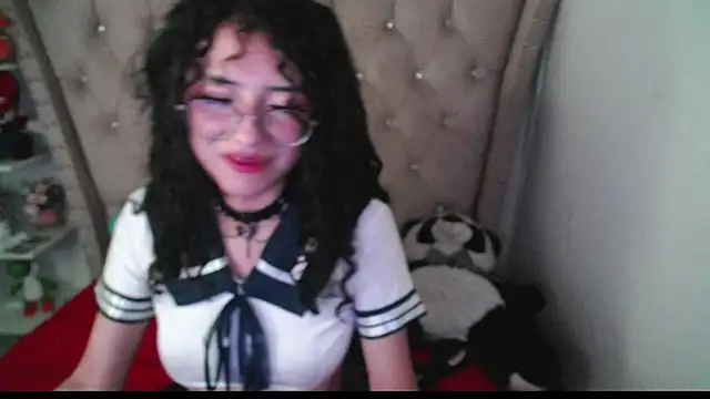 CherieCurl online show from 6, 11, 2025