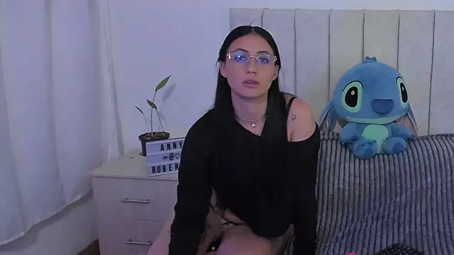 anny roberts online show from 4, 12, 2025