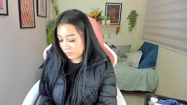 Starliee   online show from 25, 11, 2025