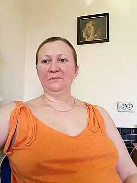 Snapshot of blondyaguar chatting on 28, 2, 2025 blondyaguar online show from 28, 2, 2025