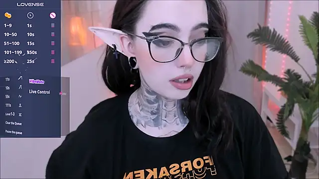 Dixi Pixi  online show from 25, 1, 2025