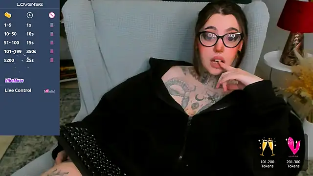 Dixi Pixi  online show from 11, 4, 2026