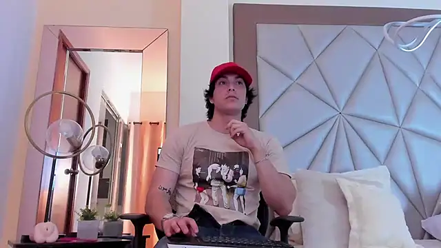 Karimferrer online show from 5, 2, 2025