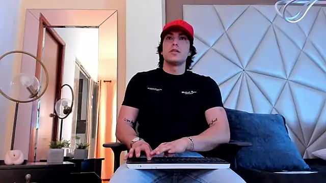 Karimferrer online show from 8, 2, 2025