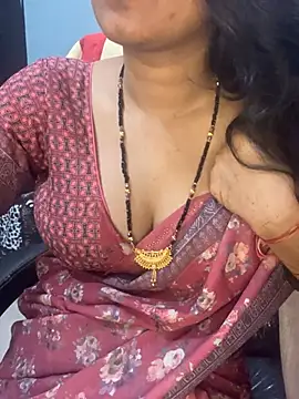 Spicy sari girl online show from 28, 2, 2025