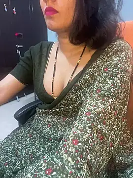 Spicy sari girl online show from 7, 3, 2025