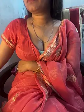 Snapshot of Spicy_sari_girl chatting on 15, 5, 2026 Spicy sari girl online show from 15, 5, 2026