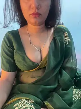 Snapshot of Spicy_sari_girl chatting on 1, 6, 2026 Spicy sari girl online show from 1, 6, 2026