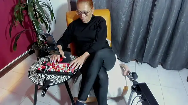 BrendaSex Hot online show from 18, 10, 2025