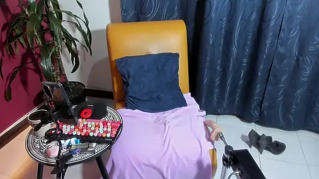 BrendaSex Hot online show from 21, 10, 2025