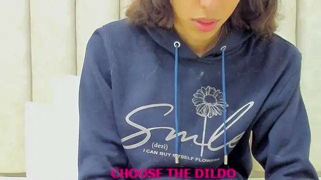 FreyaMoller online show from 1, 11, 2025