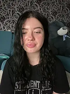 Kimi Ass online show from 24, 2, 2025