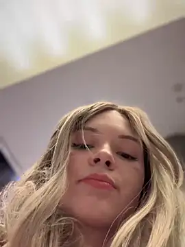 Snapshot of Times__Square chatting on 14, 12, 2024 Times Square online show from 14, 12, 2024