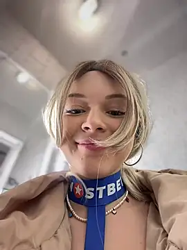 Snapshot of Times__Square chatting on 20, 12, 2024 Times Square online show from 20, 12, 2024