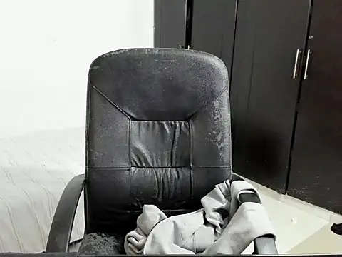 Chandler ken online show from 13, 9, 2025