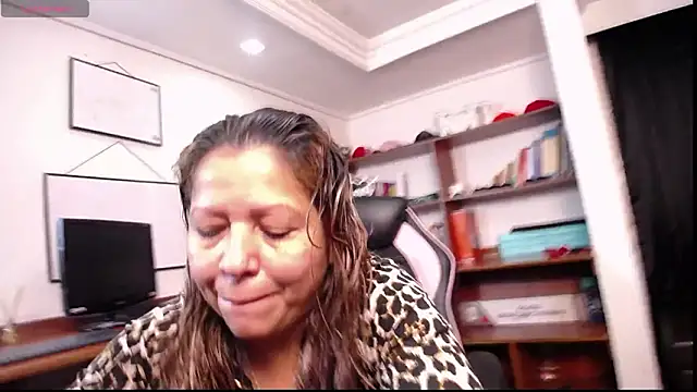 LiaTaylorr online show from 5, 3, 2026