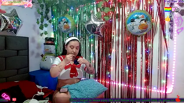 the lesbian game online show from 22, 12, 2025