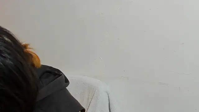 lizzy davis 1 online show from 15, 4, 2026