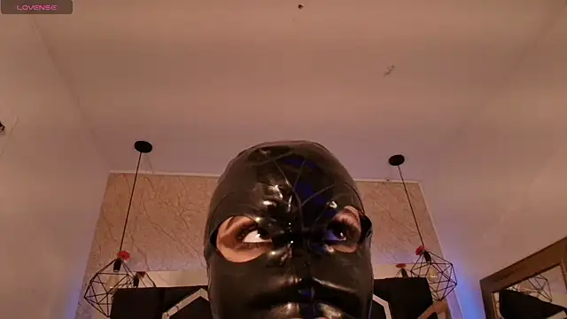 Haelycute online show from 18, 10, 2025