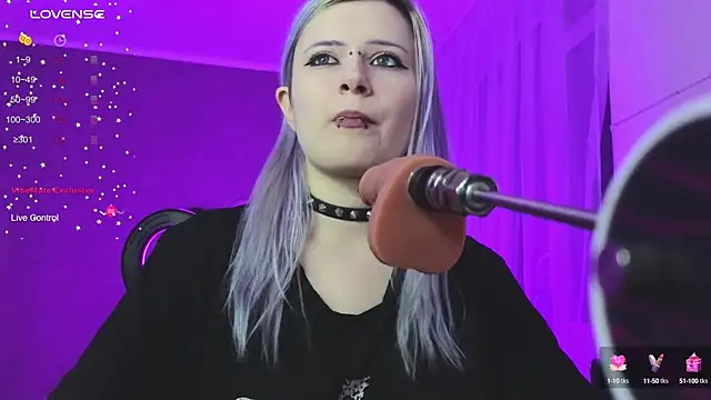 Snapshot of SpectraSirens chatting on 27, 2, 2025 SpectraSirens online show from 27, 2, 2025