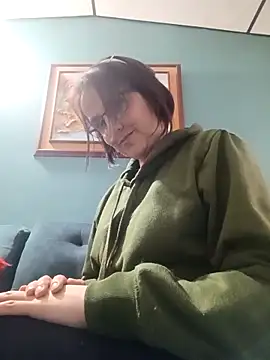 IsisBlake online show from 4, 11, 2025