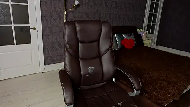 Daniela Kitty  online show from 13, 9, 2025