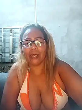 Snapshot of Afroditabichota chatting on 26, 9, 2025 Afroditabichota online show from 26, 9, 2025