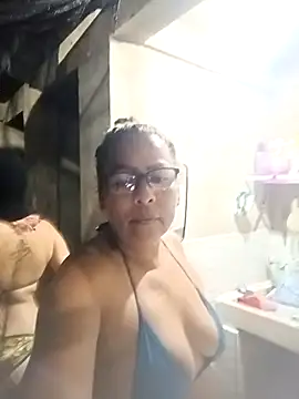 Snapshot of Afroditabichota chatting on 5, 10, 2025 Afroditabichota online show from 5, 10, 2025