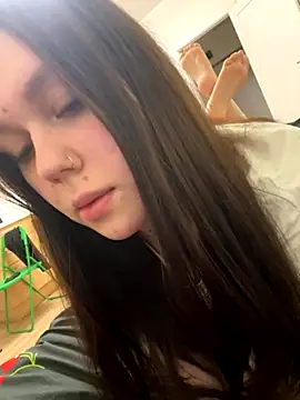 Marylallka5 online show from 5, 12, 2025