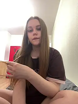 Marylallka5 online show from 4, 4, 2026