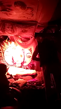 Gillygilly76 online show from 24, 2, 2025