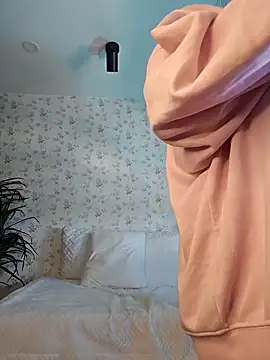 valery mora online show from 30, 1, 2025