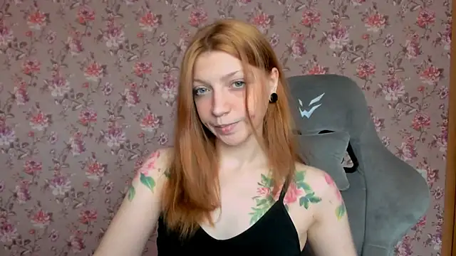 Snapshot of Lolly_Haze chatting on 7, 6, 2026 Lolly Haze online show from 7, 6, 2026