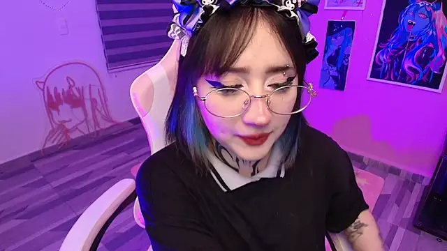 Snapshot of Miwa_violet chatting on 13, 7, 2026 Miwa violet online show from 13, 7, 2026