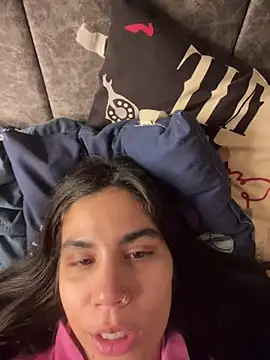 Cuteandhornyy online show from 4, 12, 2025