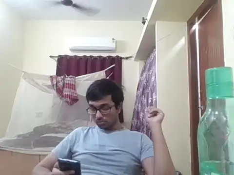 THE NAKED BOY online show from 5, 2, 2026