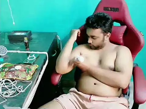Snapshot of telugu_boy_ chatting on 8, 10, 2025 telugu boy online show from 8, 10, 2025