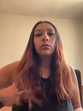 Dahian XXX online show from 4, 2, 2025