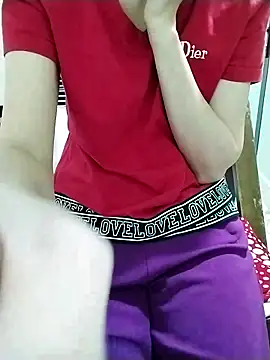 Luxcute286 online show from 28, 10, 2025