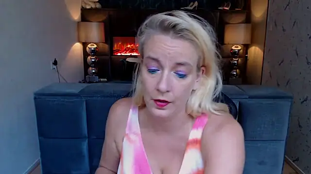 Snapshot of Wendysexyx chatting on 20, 9, 2025 Wendysexyx online show from 20, 9, 2025
