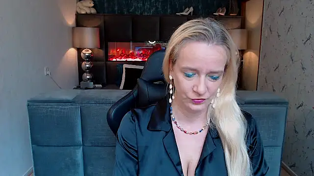 Snapshot of Wendysexyx chatting on 27, 9, 2025 Wendysexyx online show from 27, 9, 2025