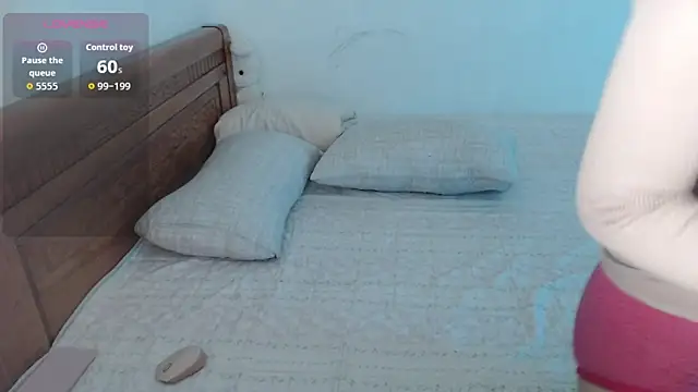 Baby Claraa online show from 19, 11, 2025