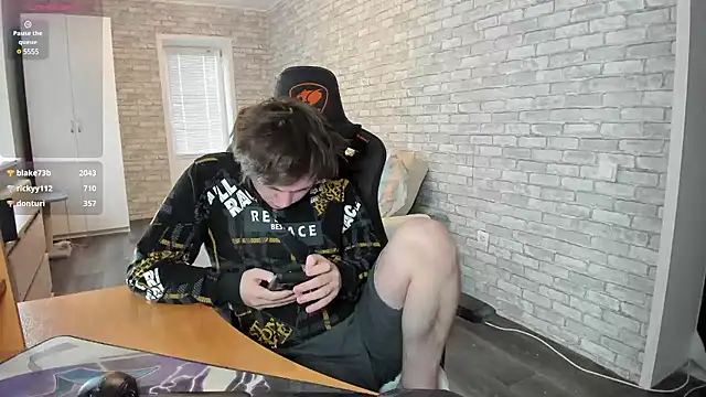 iliaskrislove online show from 12, 3, 2025