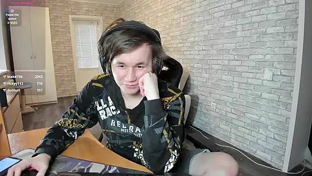 iliaskrislove online show from 12, 3, 2025