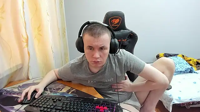 iliaskrislove online show from 2, 10, 2025