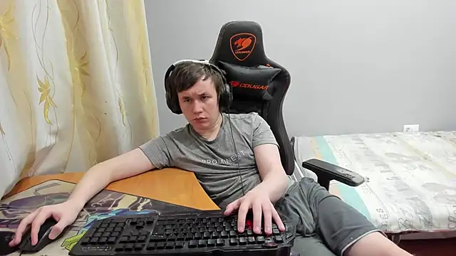 iliaskrislove online show from 15, 2, 2026