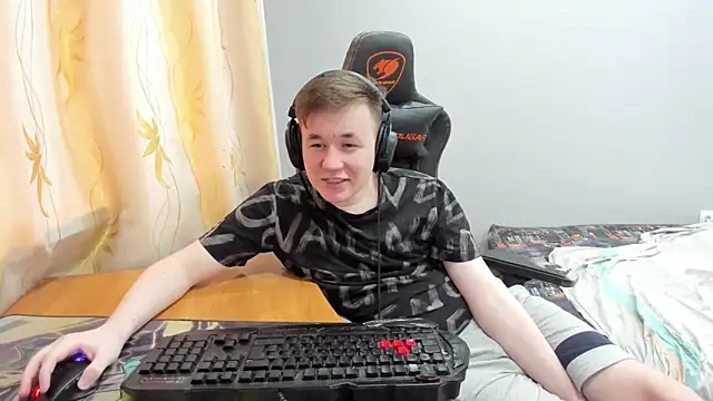 Snapshot of iliaskrislove chatting on 28, 4, 2026 iliaskrislove online show from 28, 4, 2026